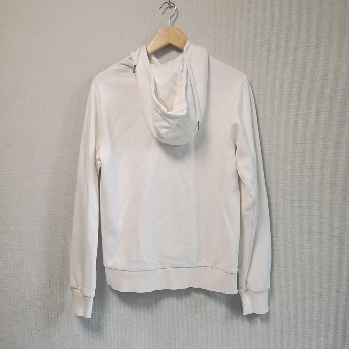 [95] 휠라 FILA 화이트 로고 후드티 상품이미지2