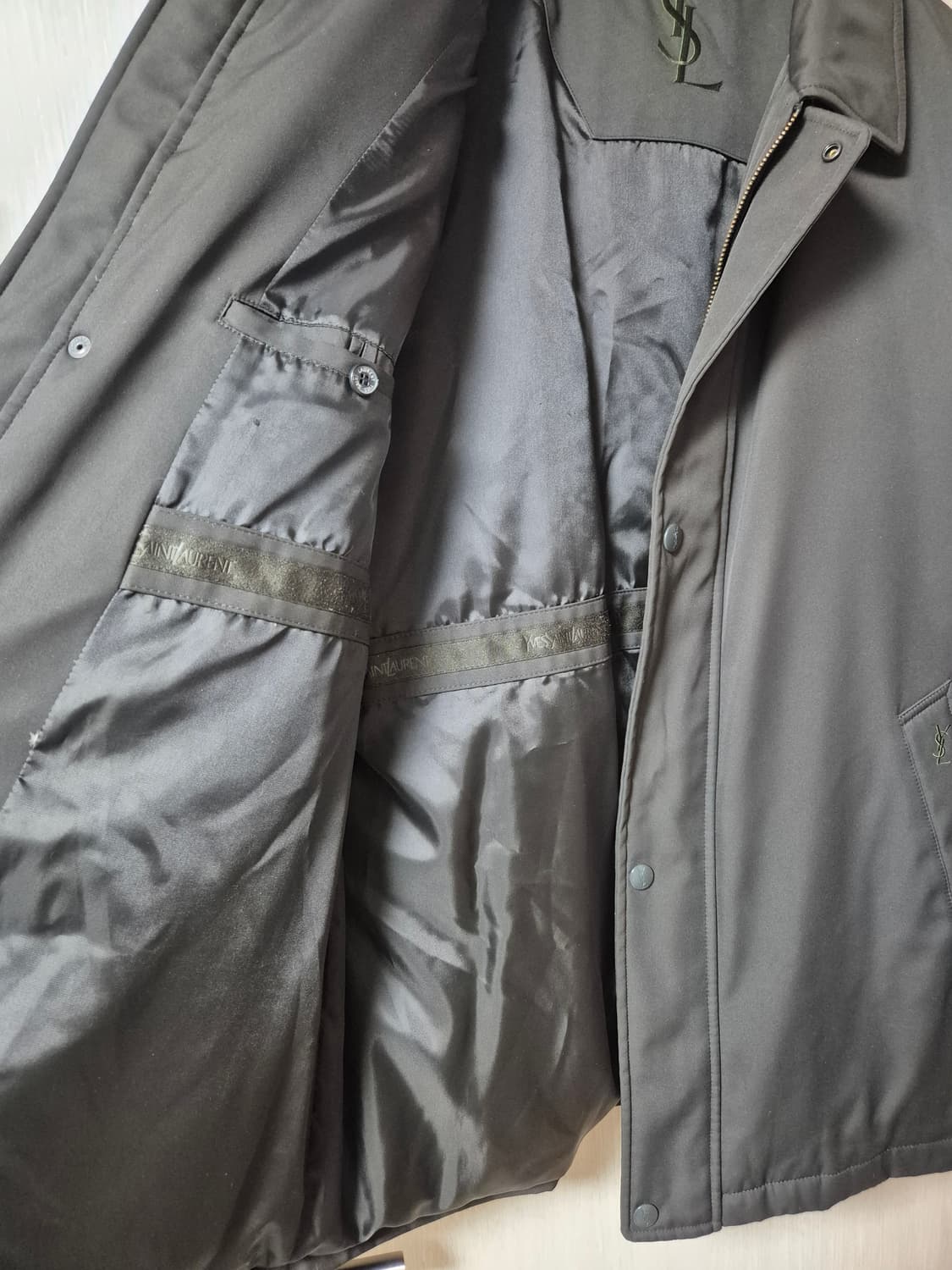 (정품) 입생로랑  구스 점퍼  봄버 자켓 구스다운점퍼 100 생로랑 상품이미지5