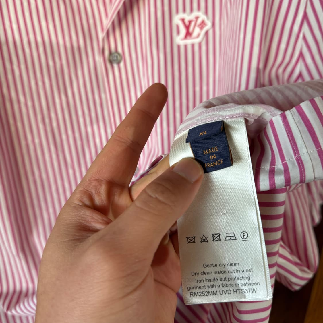 루이비통 2025 S/S 모노그램 스트라이프 셔츠 상품이미지7
