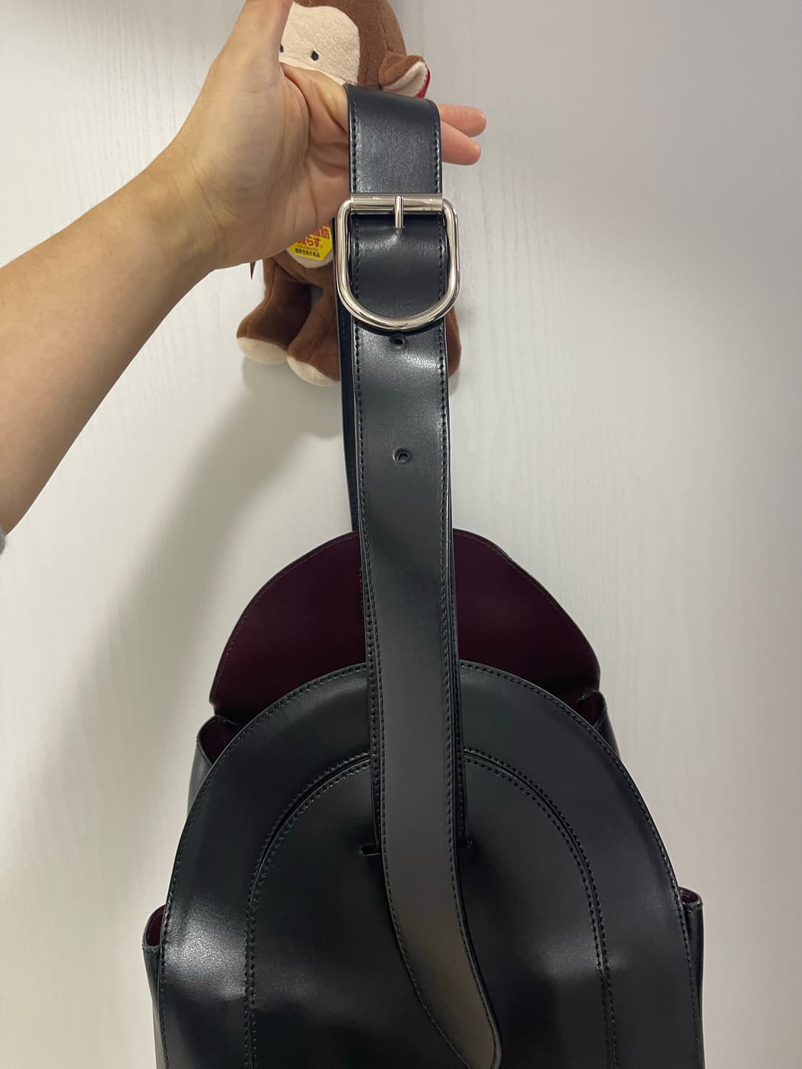 MM6 메종 마르지엘라 블랙 가죽 숄더백 상품이미지3