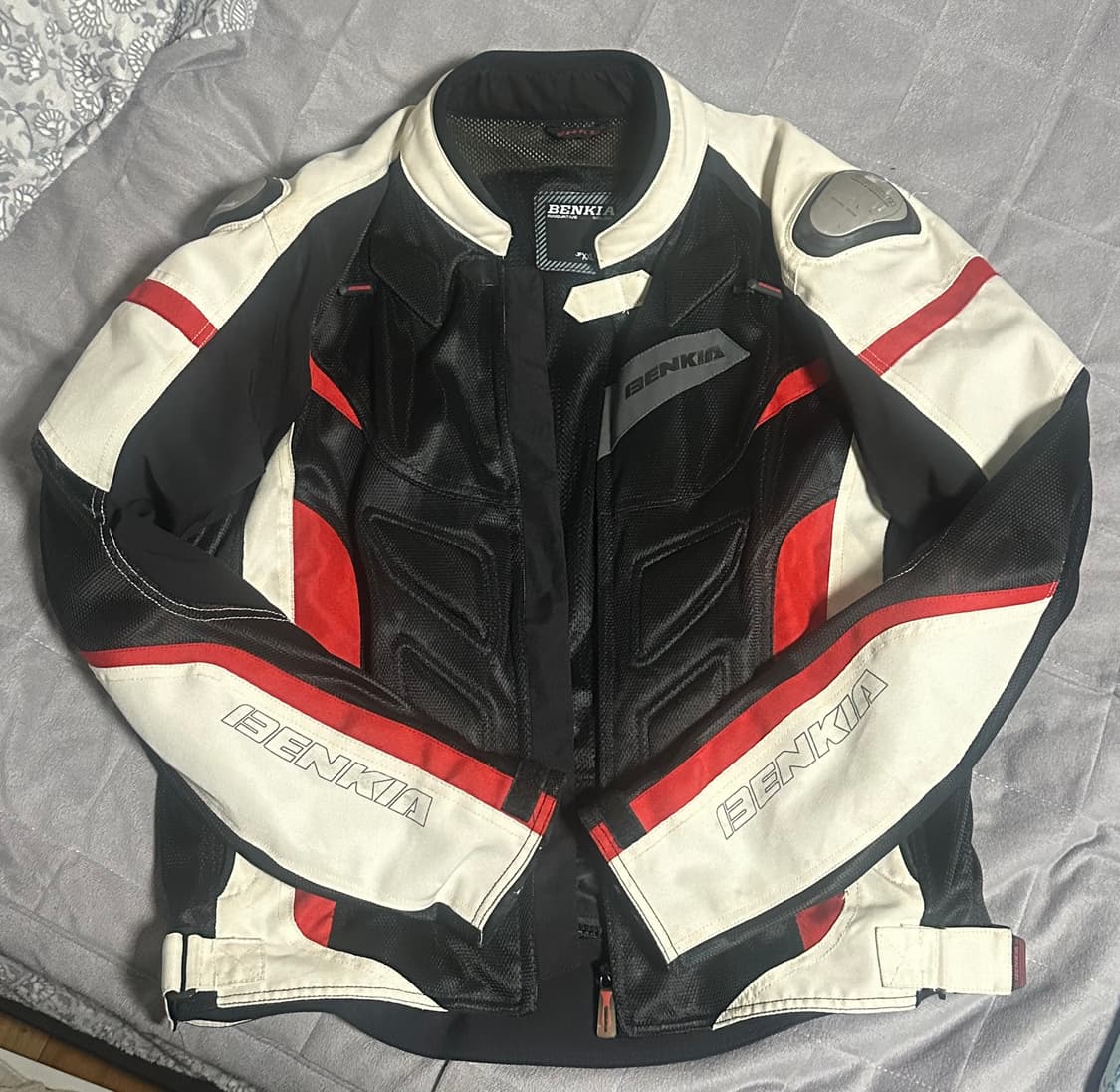 (2XL) BENKIA 벤키아 레이싱 자켓 팝니다 상품이미지1