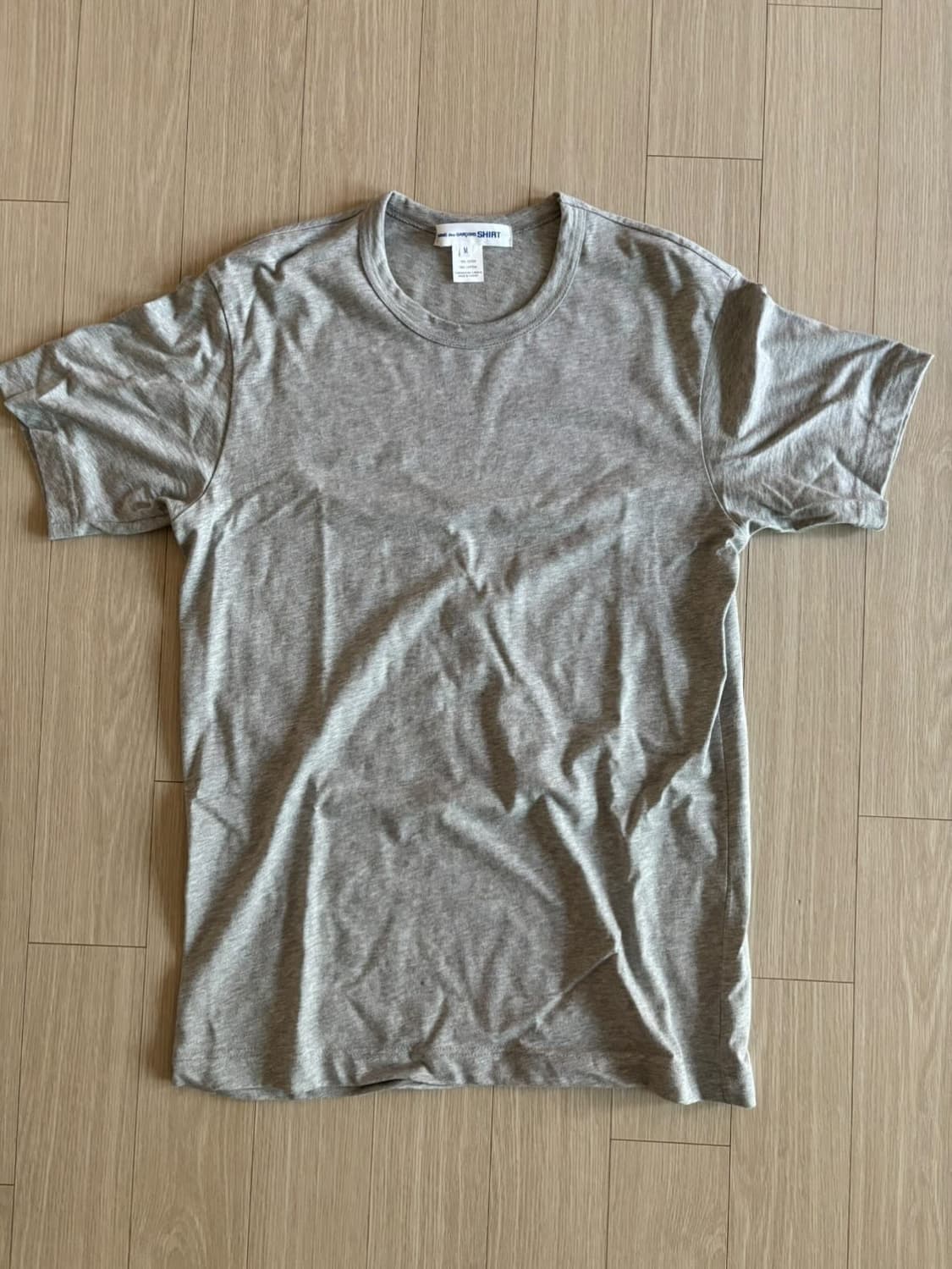 꼼데가르송 셔츠 그레이 반팔 티셔츠 (M) 상품이미지1