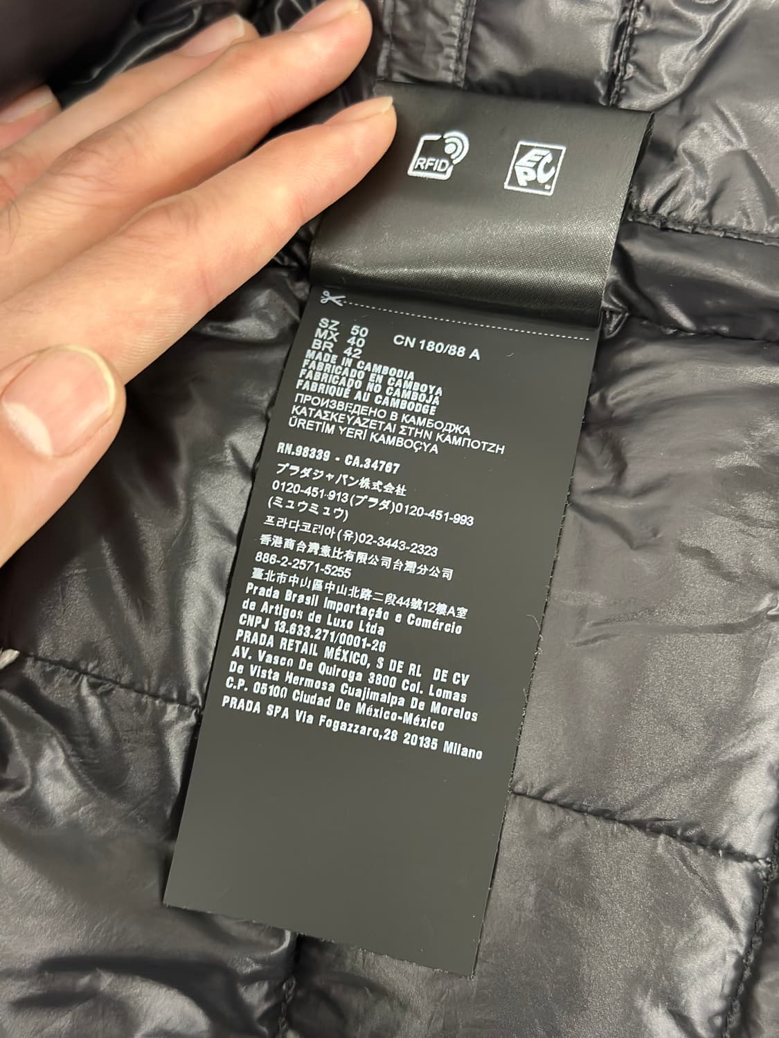 [정품]프라다 경량다운 패딩자켓 상품이미지8