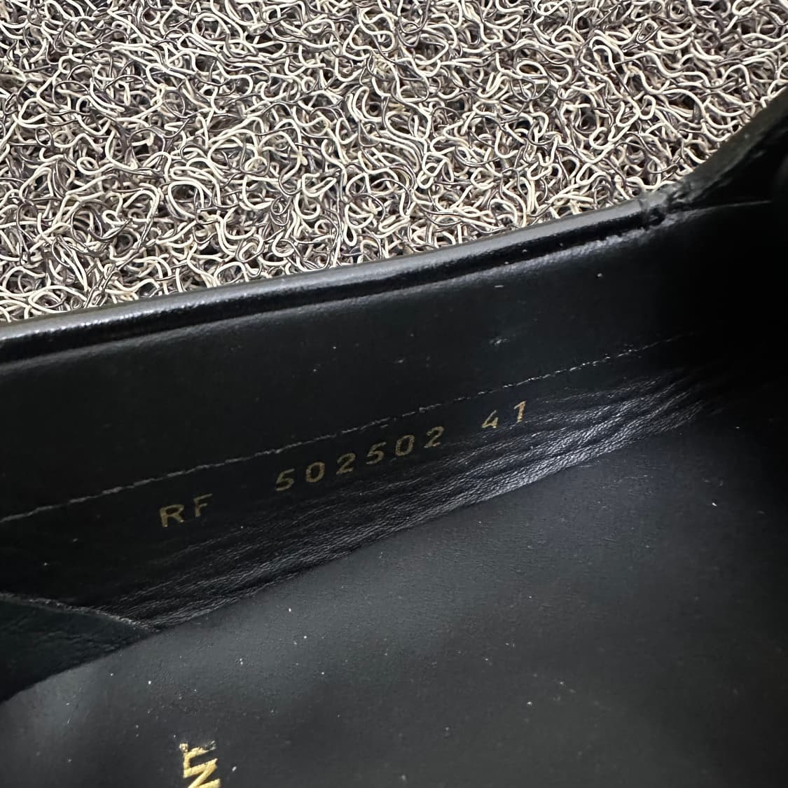 입생로랑 가죽 보트 슈즈 레더 로퍼 블랙 260 상품이미지8