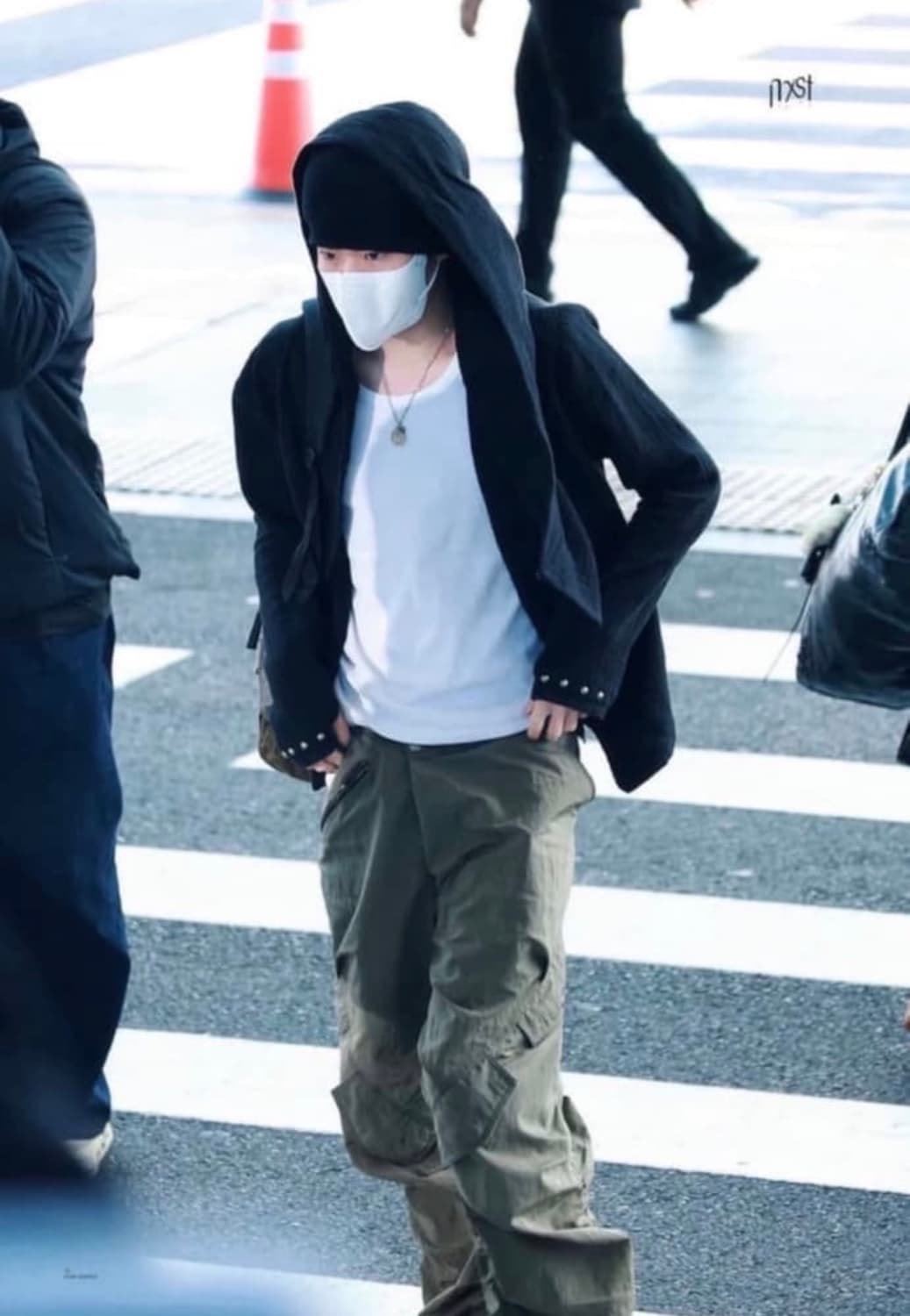 다스슐로스 Draped hood jacket 상품이미지3