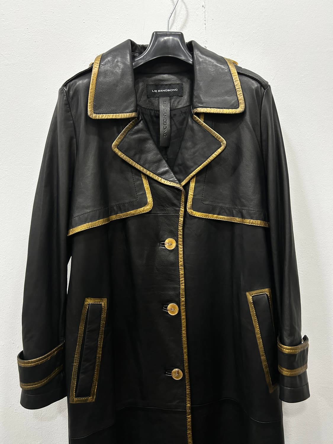 이상봉 양가죽 금장 롱 가죽코트 여성 85 상품이미지3