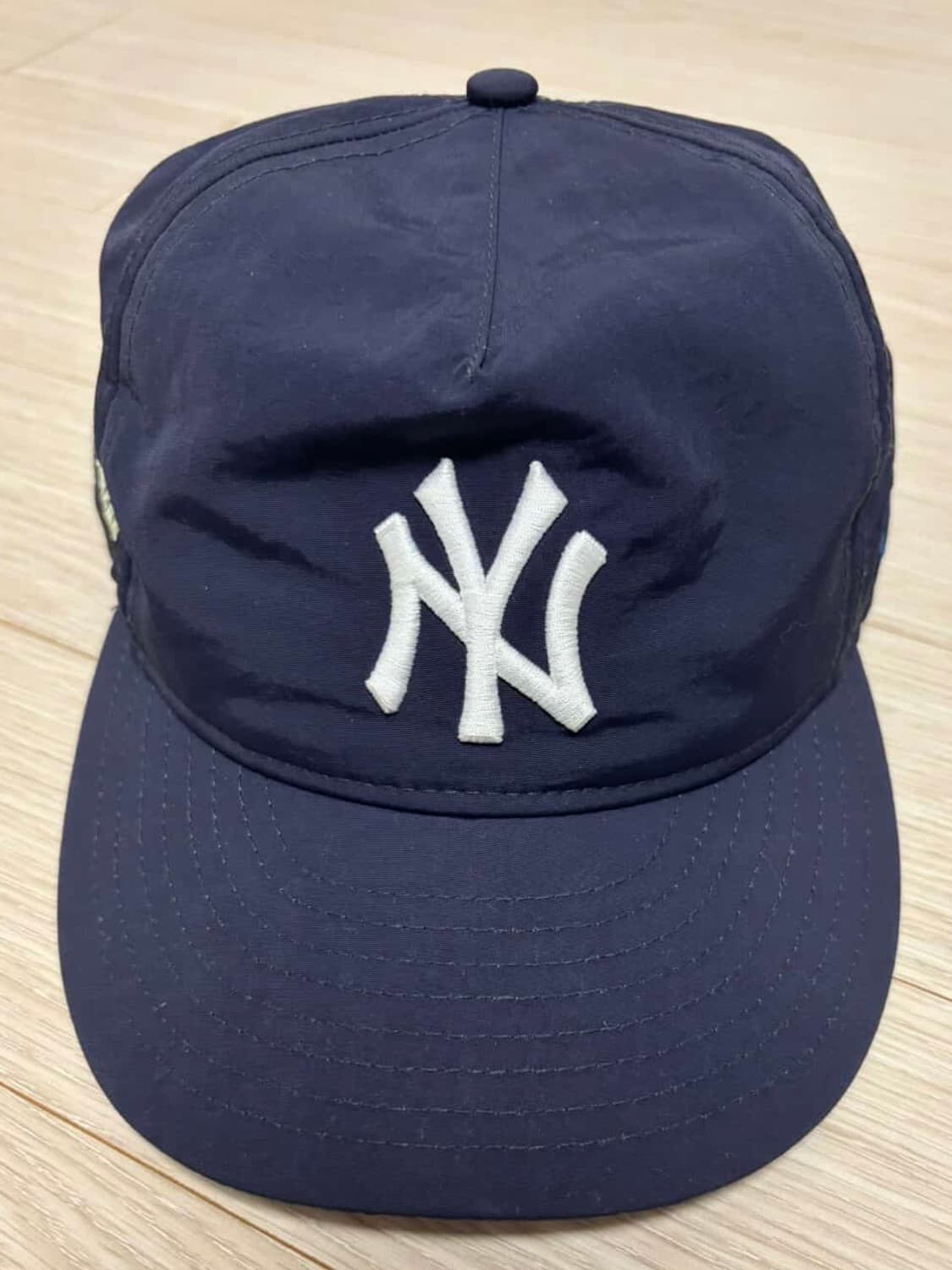 키스 x 뉴에라 뉴옥 양키스 나일론 9피프티 A프레임 녹터널 상품이미지2