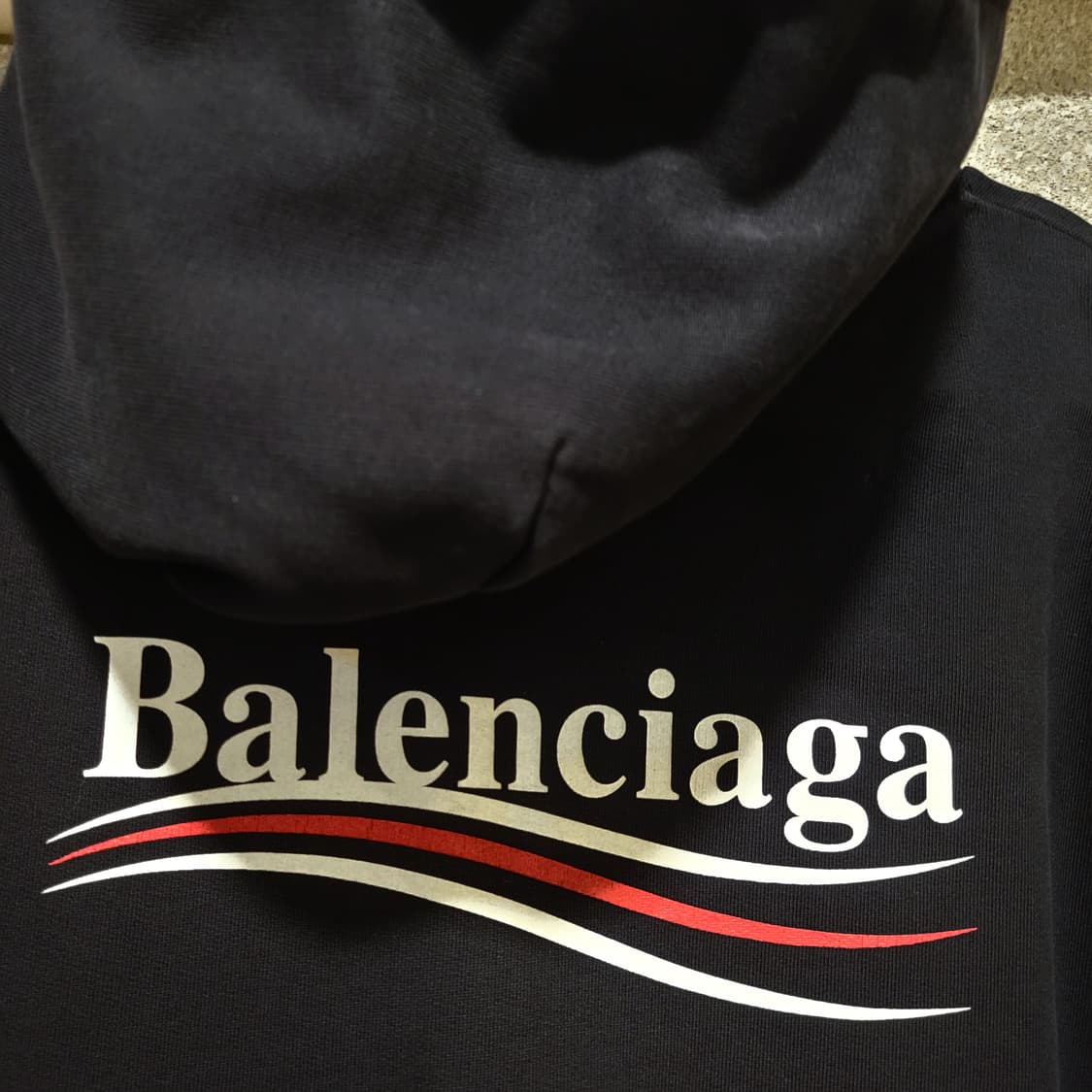 발렌시아가 웨이브로고 후드티 M 상품이미지4