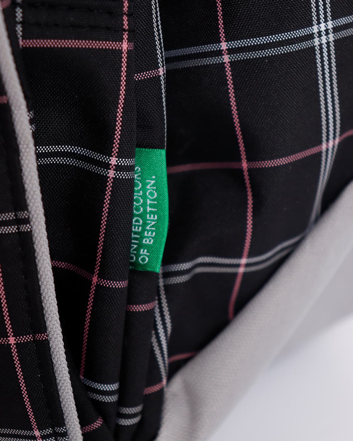 [BENETTON] 크로스 체크 패턴 클래식 데이팩 상품이미지4