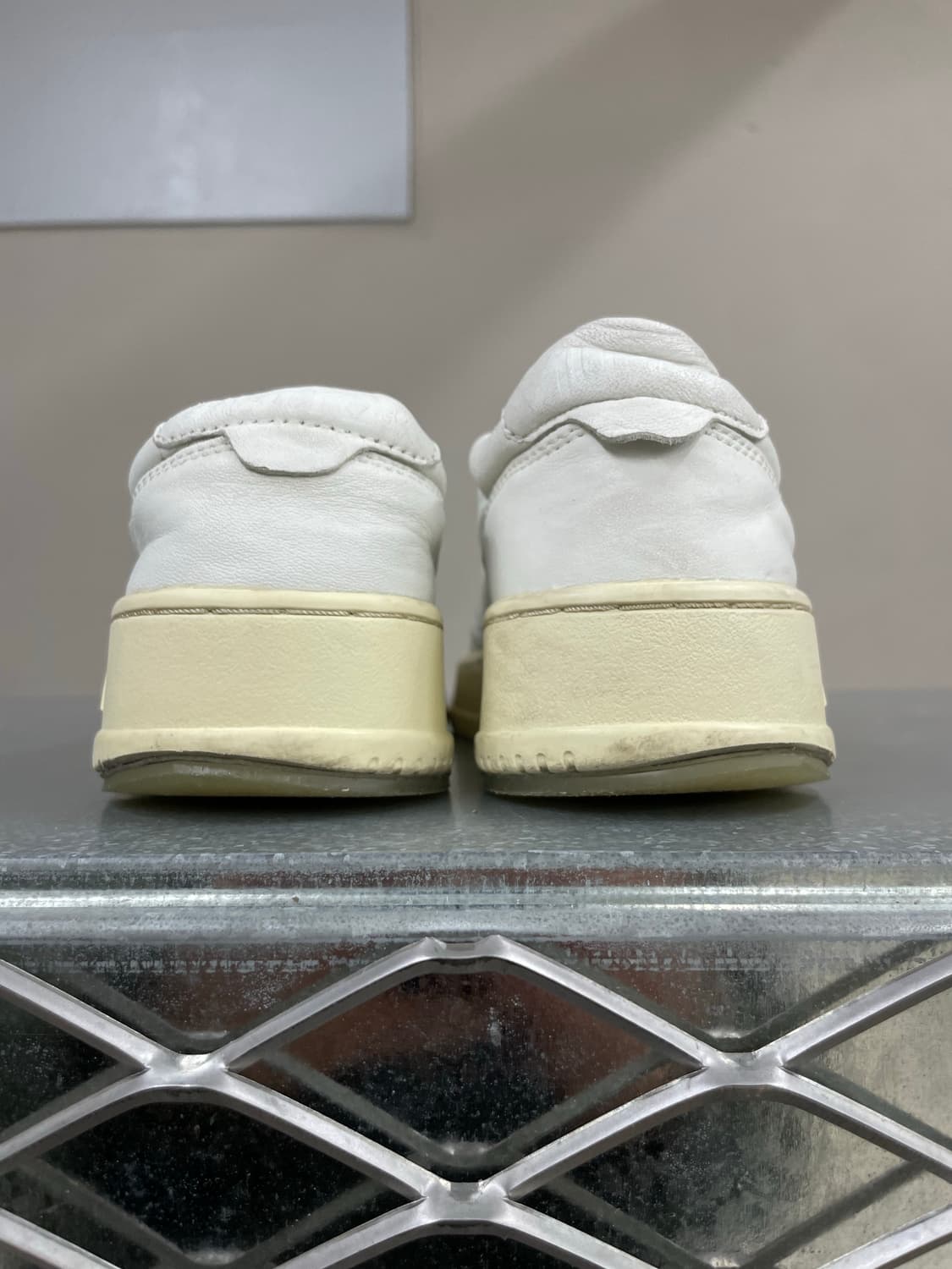 오트리 메달리스트 로우 화이트 36 상품이미지10