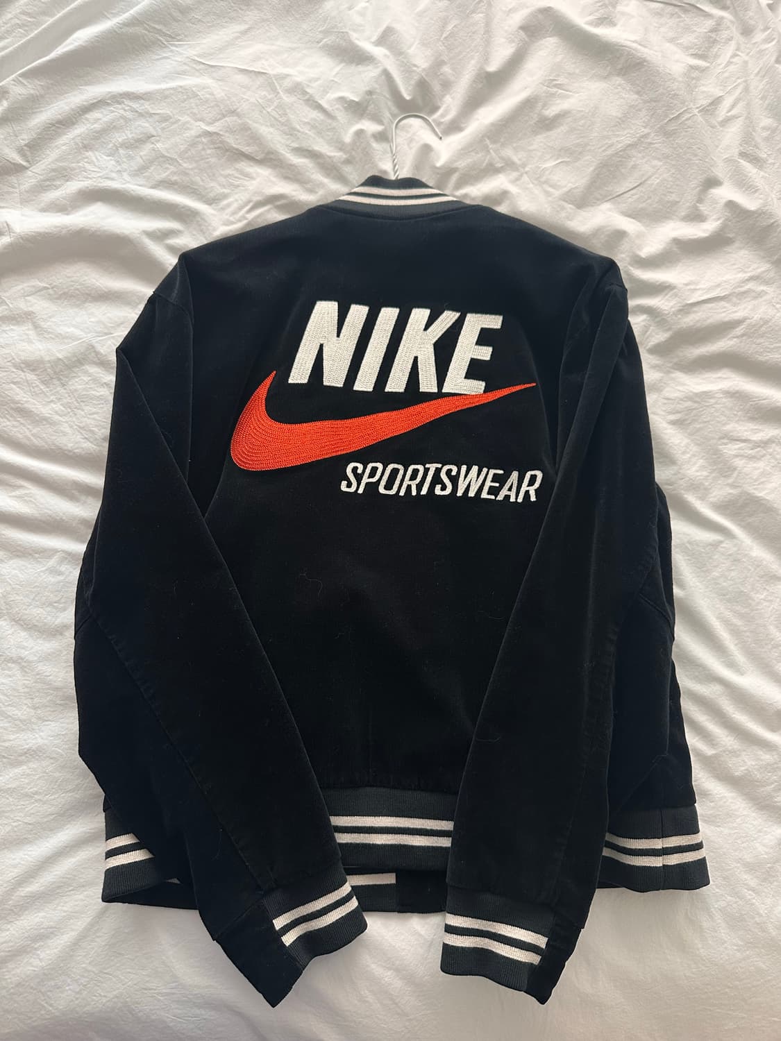나이키 NSW 트렌드 봄버 자켓 팝니다 상품이미지2