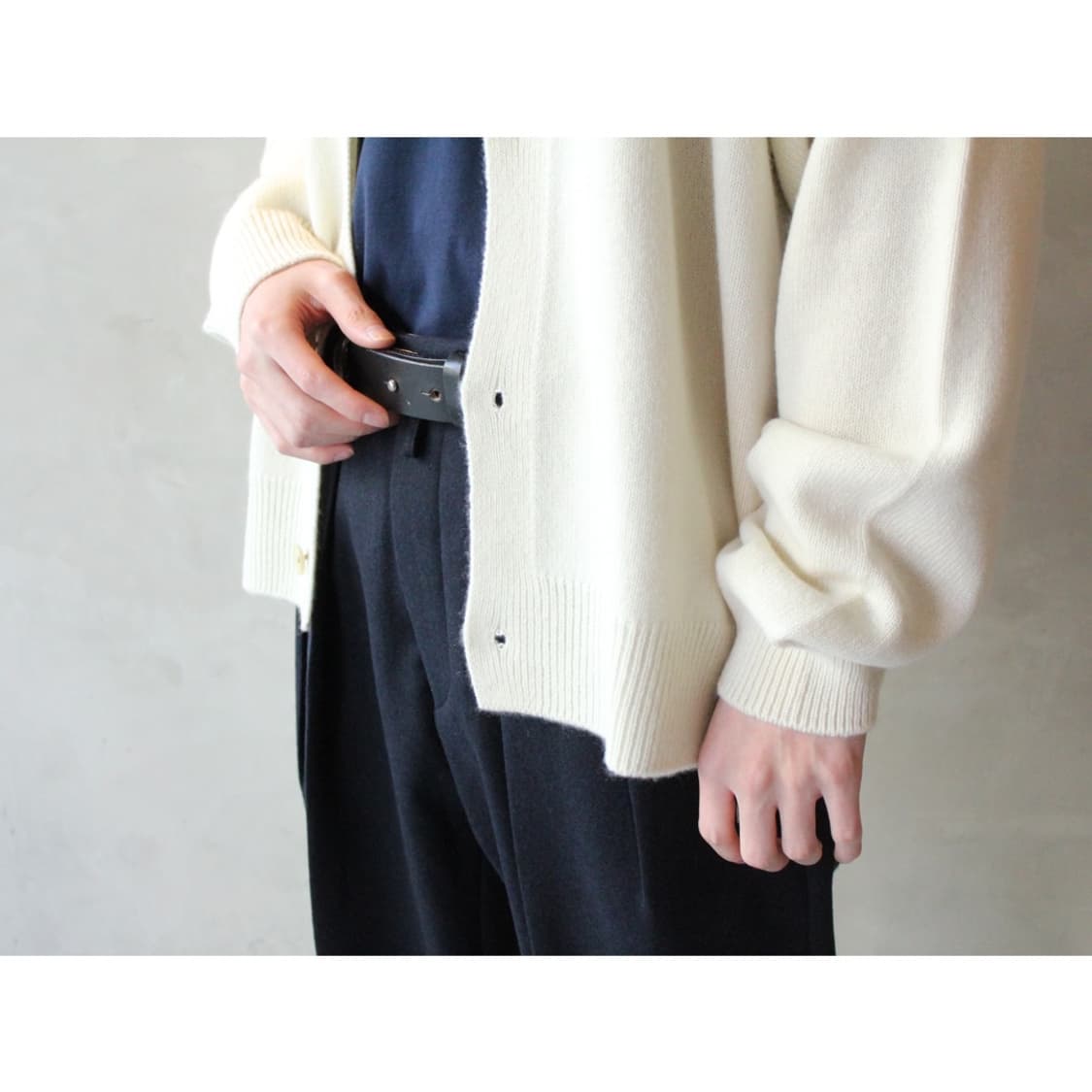 오라리 베이비 캐시미어 니트 가디건 내츄럴 화이트 4사이즈 판매합니다 상품이미지3