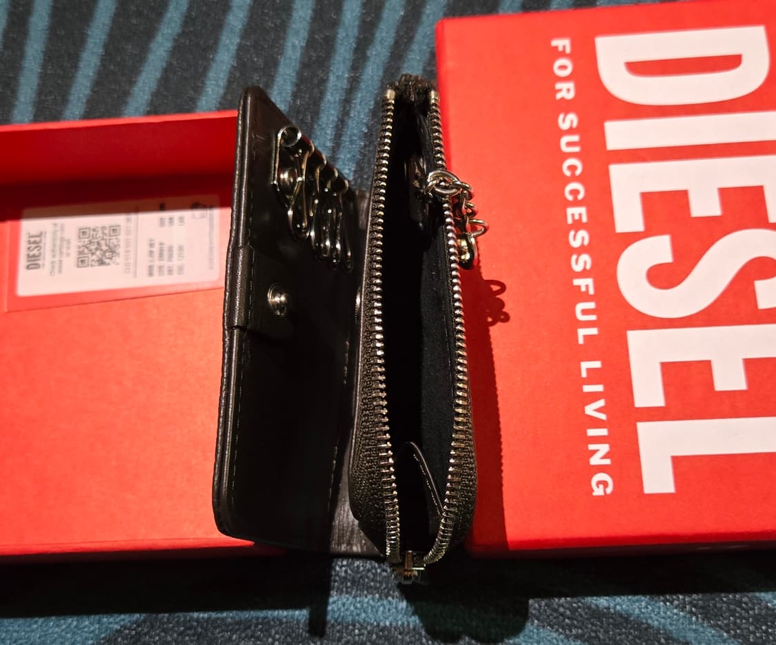 새상품) 디젤 지갑 상품이미지4