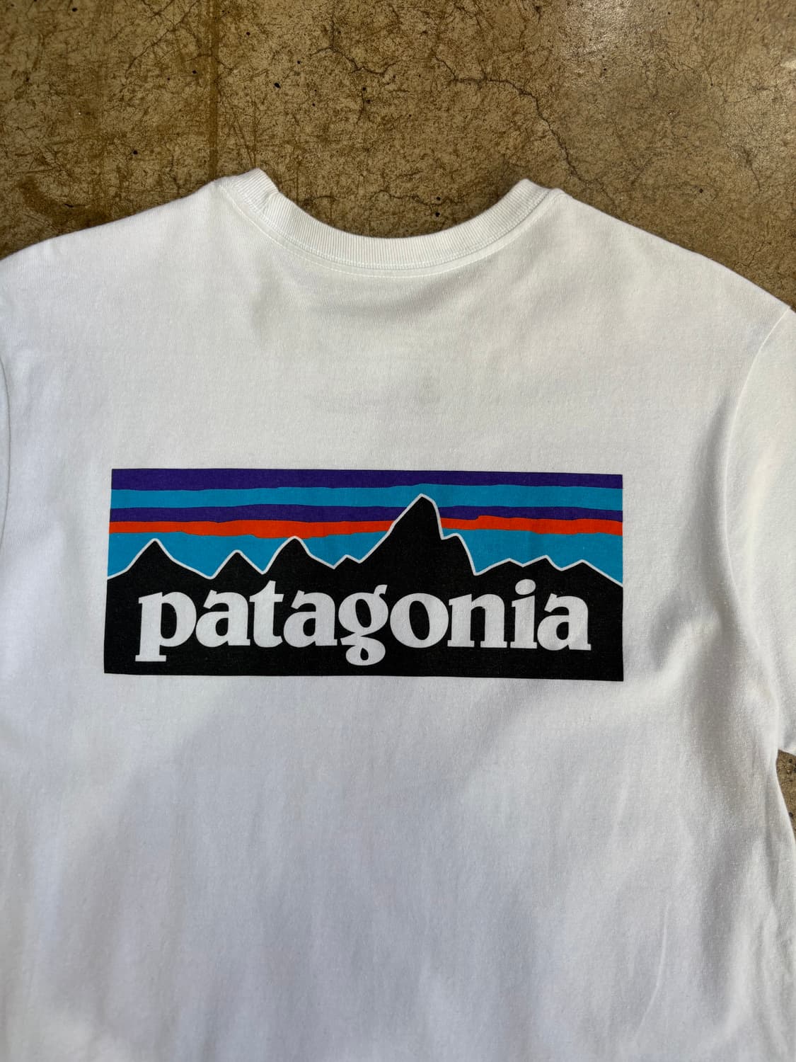 파타고니아 Patagonia 로고 티셔츠 상품이미지2