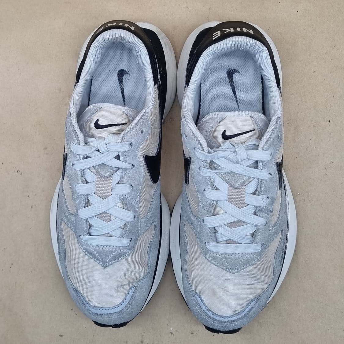 나이키 피닉스 와플 운동화 245 상품이미지2