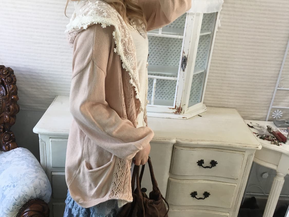 earth music pink beige lace cardigan 상품이미지3