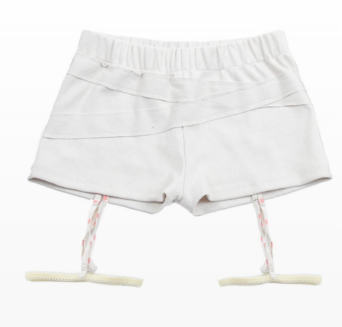 구해요) 오스하이 OSHIGH 가터 쇼츠 아이보리 상품이미지1