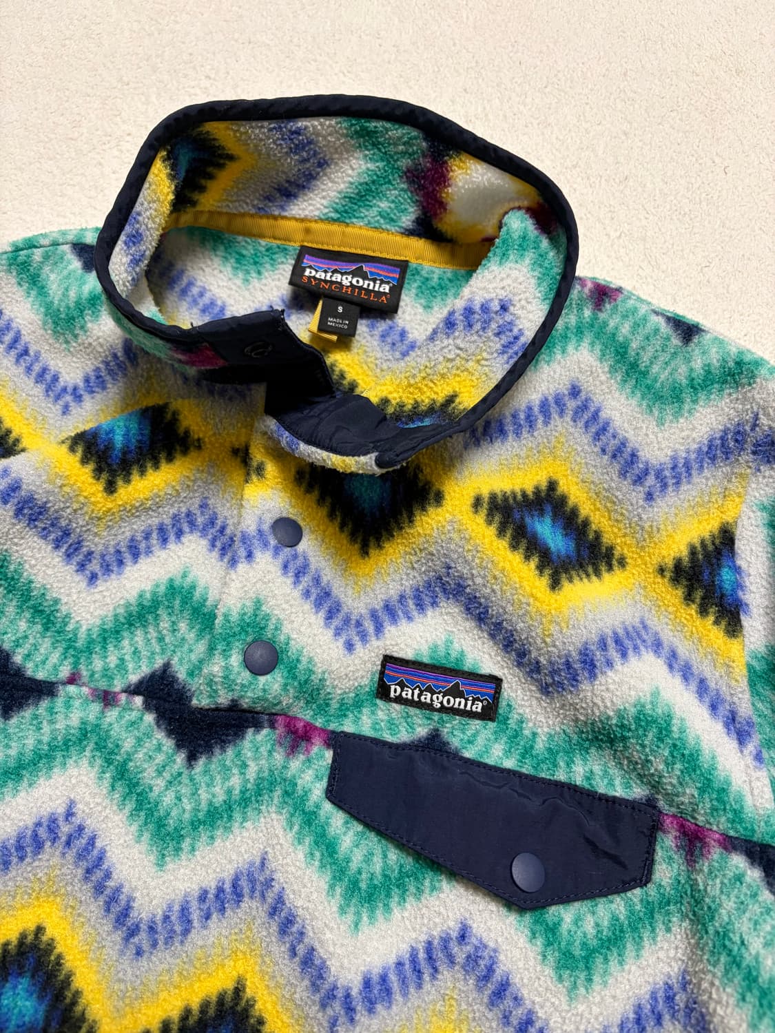 [S]파타고니아 우먼스 신칠라 라이트웨이트 스냅티 플리스 (아즈텍 패턴) 상품이미지2