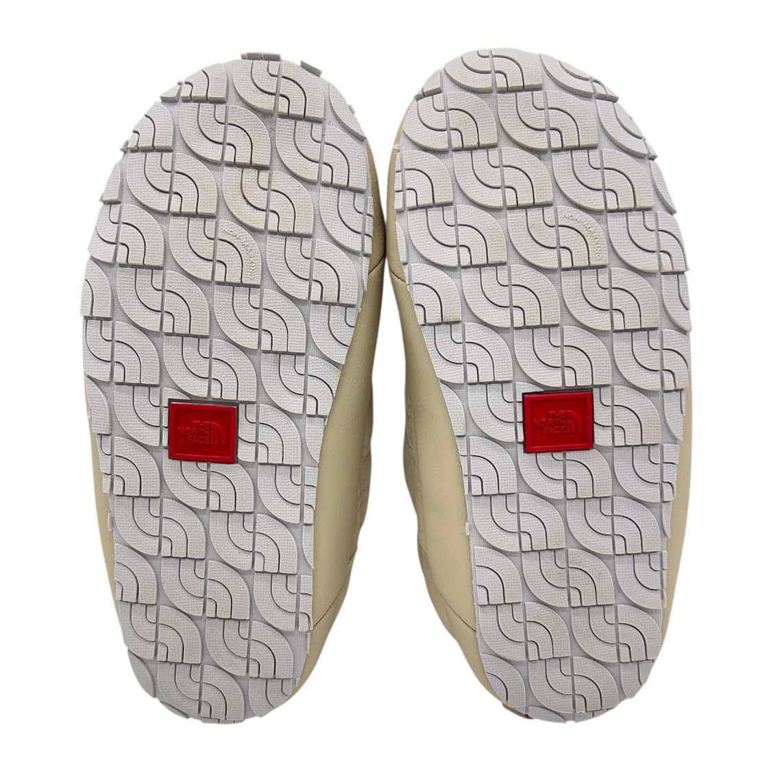 240 W 노스페이스 눕시 뮬 크림 상품이미지5