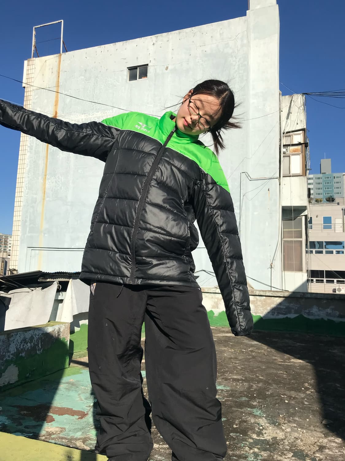 미즈노 형광팬 한 줄 패딩  상품이미지4