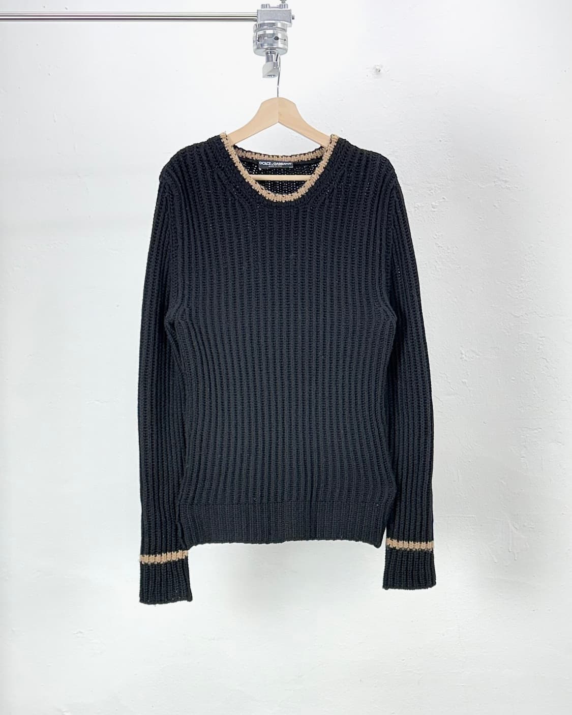 돌체 앤 가바나 라나울 블랙 암 케이블 리브 니트 상품이미지1