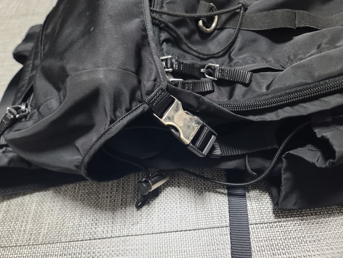 프라다 테수토 백팩 버클백팩 트리밍 드로스트링 백팩 상품이미지2