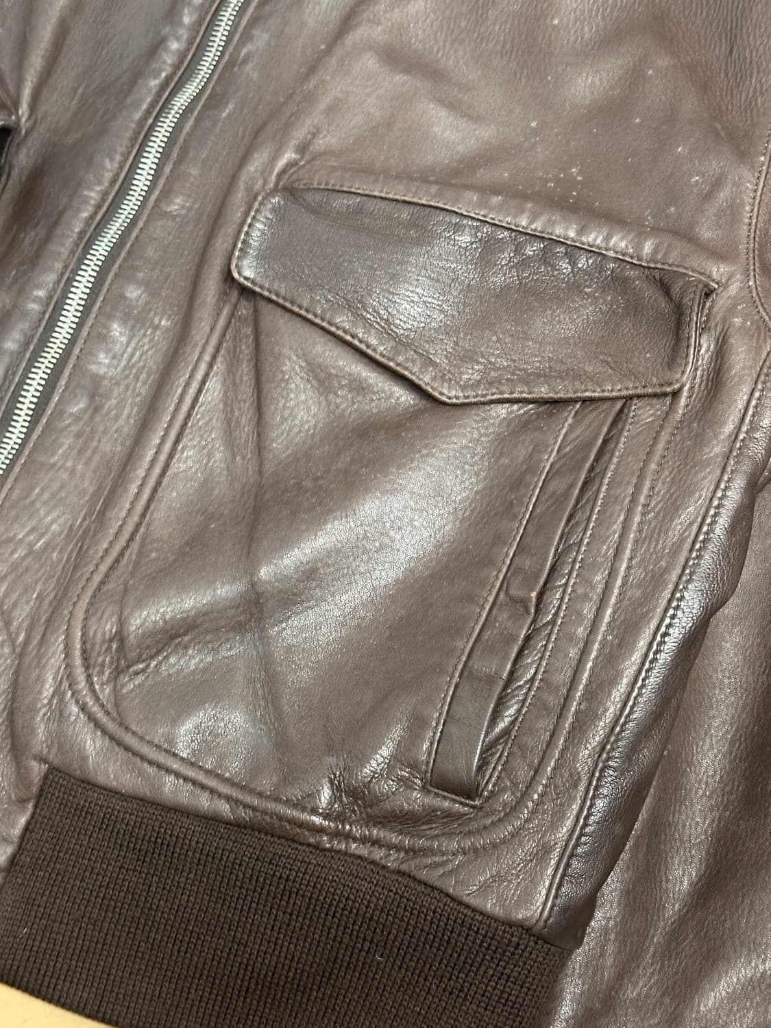 90s HUGO BOSS A-2 레더 자켓 XL 상품이미지4