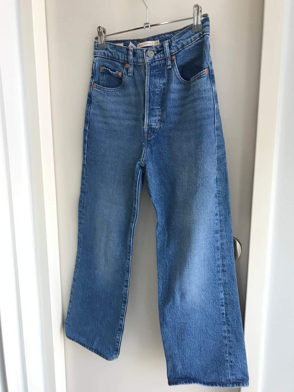 리바이스 프리미엄 중청 크롭 부츠컷 24 상품이미지1