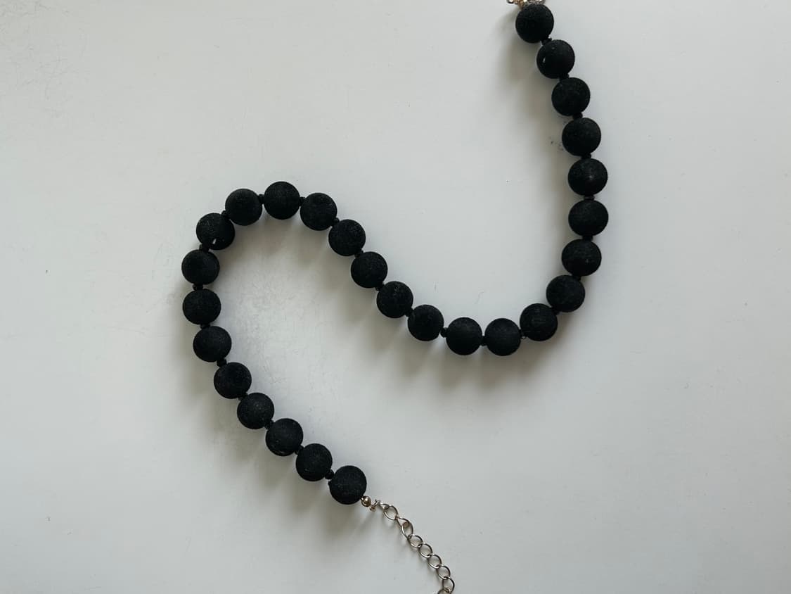 벨벳 블랙 볼 초커 상품이미지1