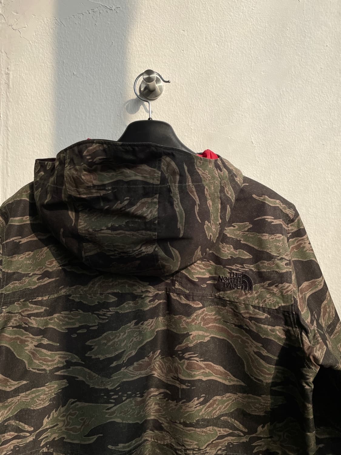 노스페이스 타이거 카모 하이벤트 바람막이  상품이미지6