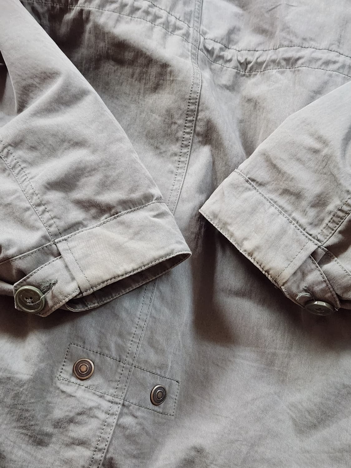 프리즘웍스 피쉬테일L 팝니다. 상품이미지5