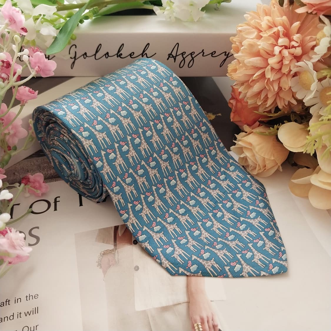 페라가모 실크 하늘색 애니멀 모티프 넥타이 8cm A+등급 K1569
 상품이미지2