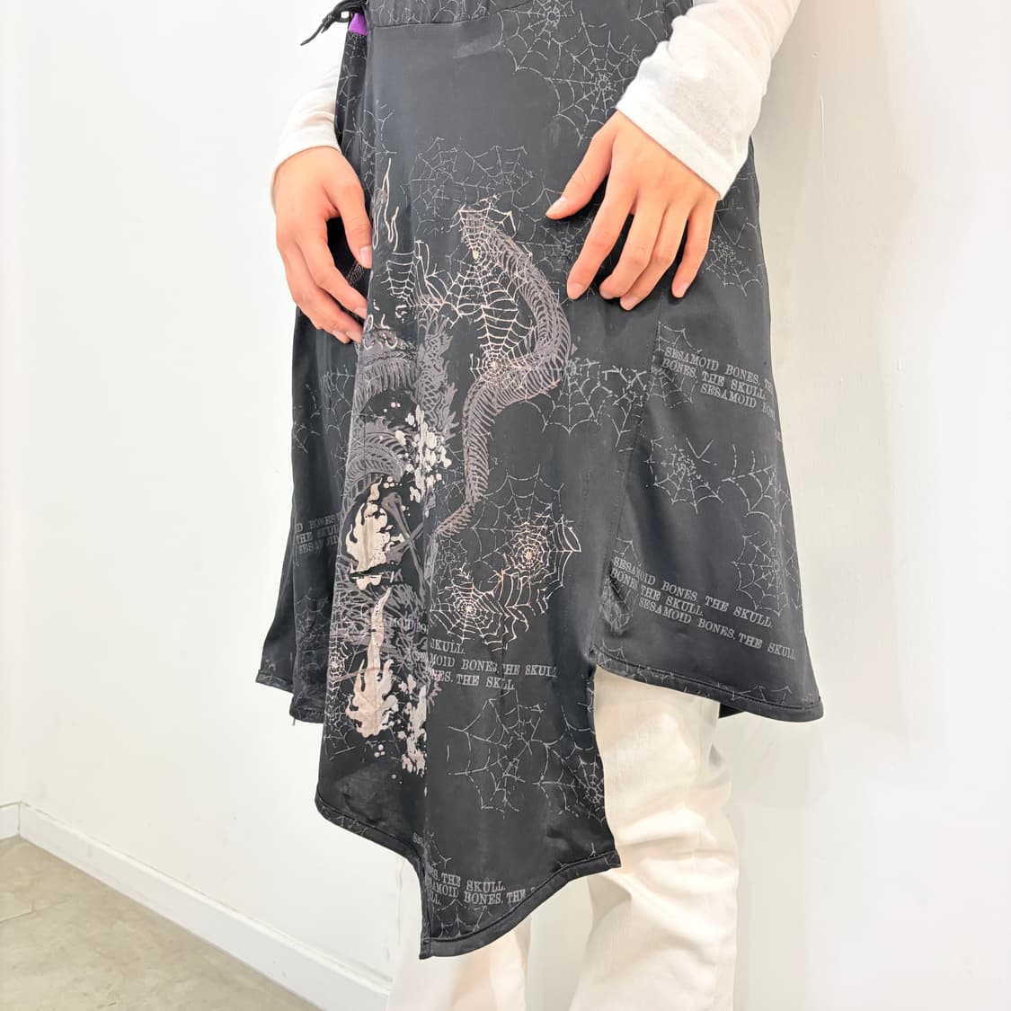 h.naoto 펑크 오리엔탈 스파이더웹 넥 원피스 상품이미지2