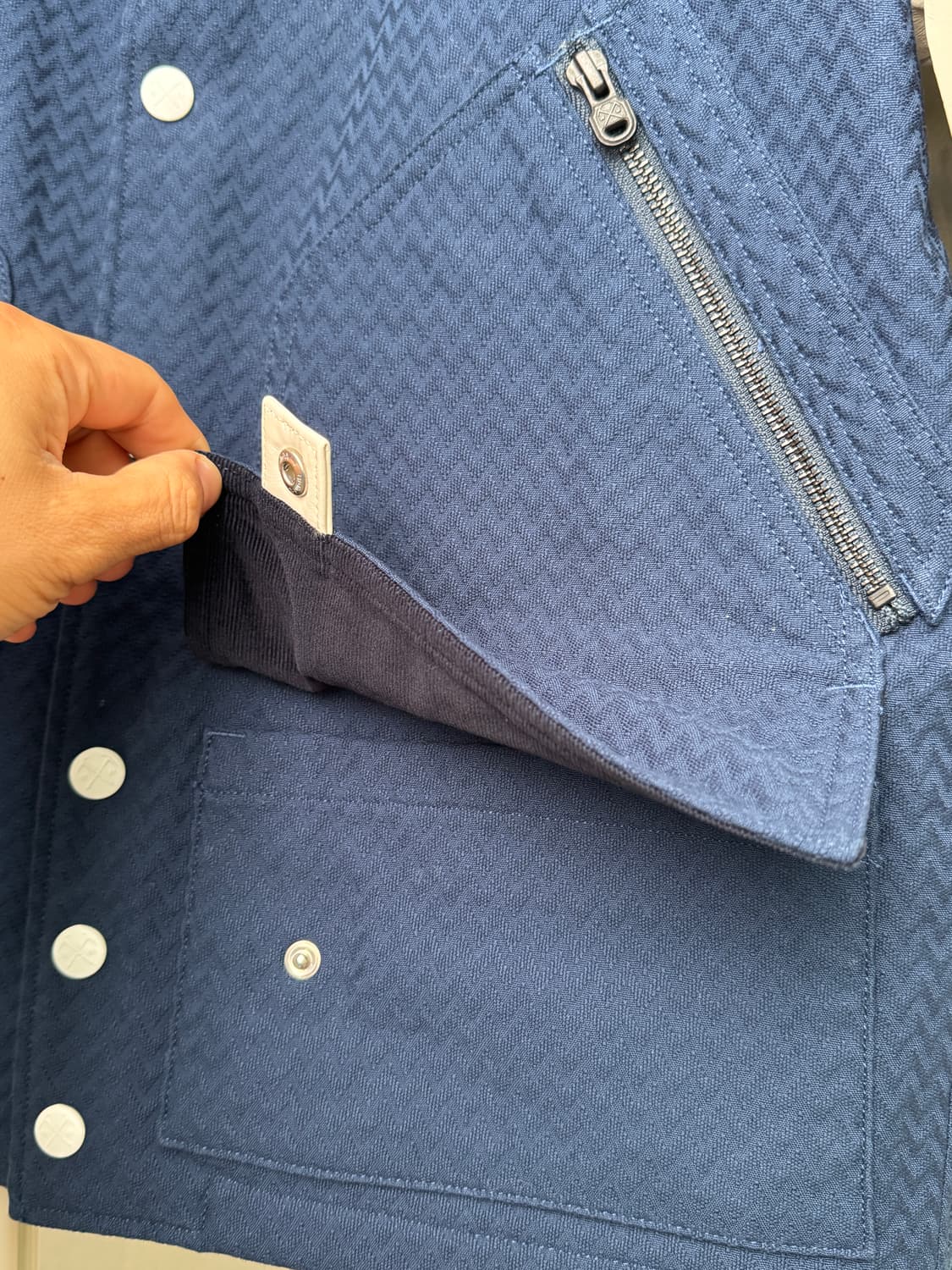 신품급 <made in Japan🇯🇵> 화이트 마운티니어링 바시티 자 상품이미지5