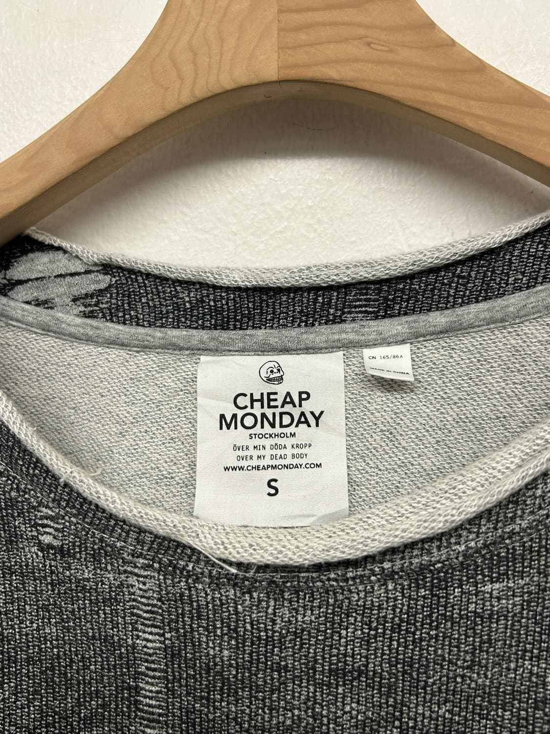 칩 먼데이 그런지 디스트로이드 롱 슬리브 상품이미지4