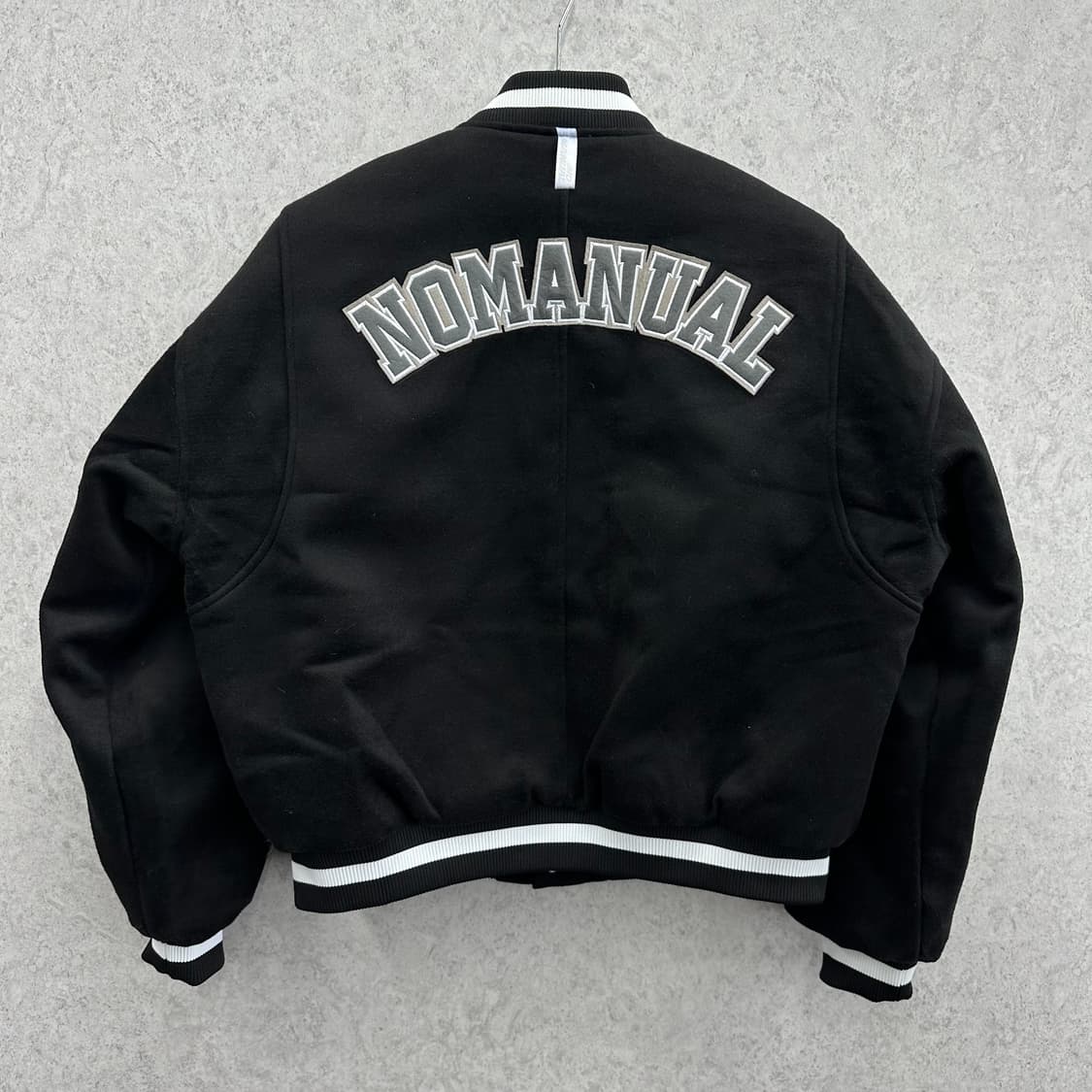 100 노메뉴얼 남자 오버핏 바시티 자켓 상품이미지2