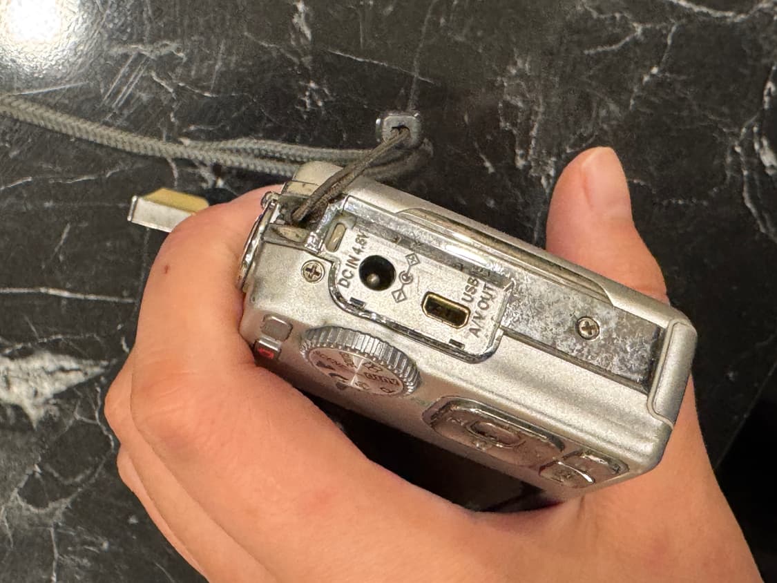 올림푸스 FE-290 7.1MP 디지털 카메라 상품이미지4