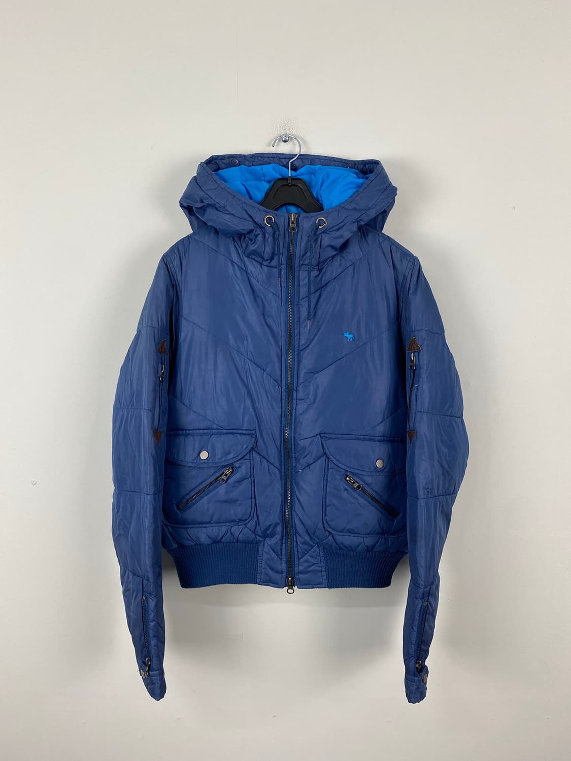 아베크롬비 블루 다운 크롭 스키 패딩 XL 상품이미지1