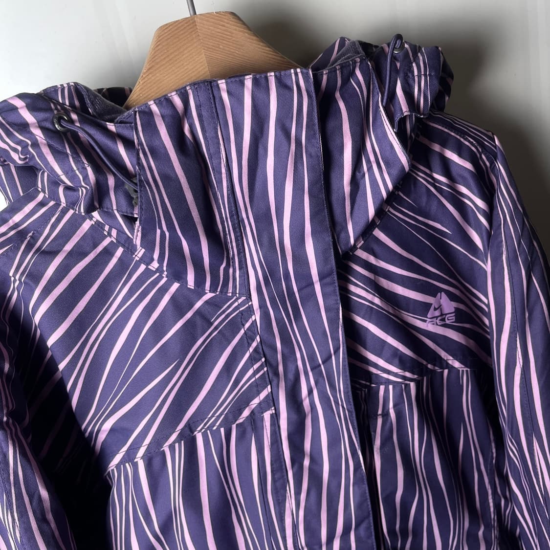 [Nike ACG] 나이키ACG 지브라 패딩 상품이미지2