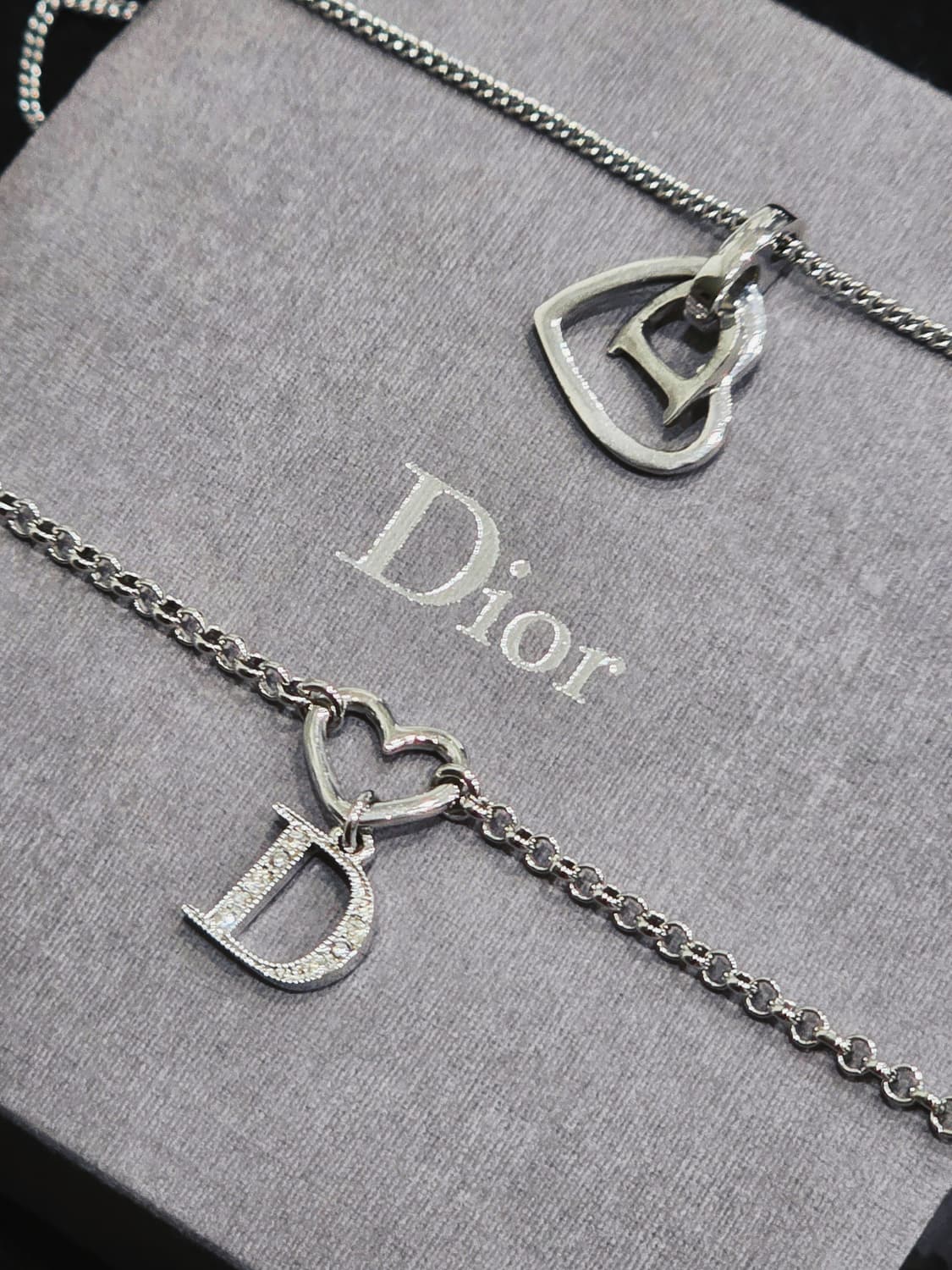 Dior 은장 디올 하트 D 로고 팔찌 상품이미지3