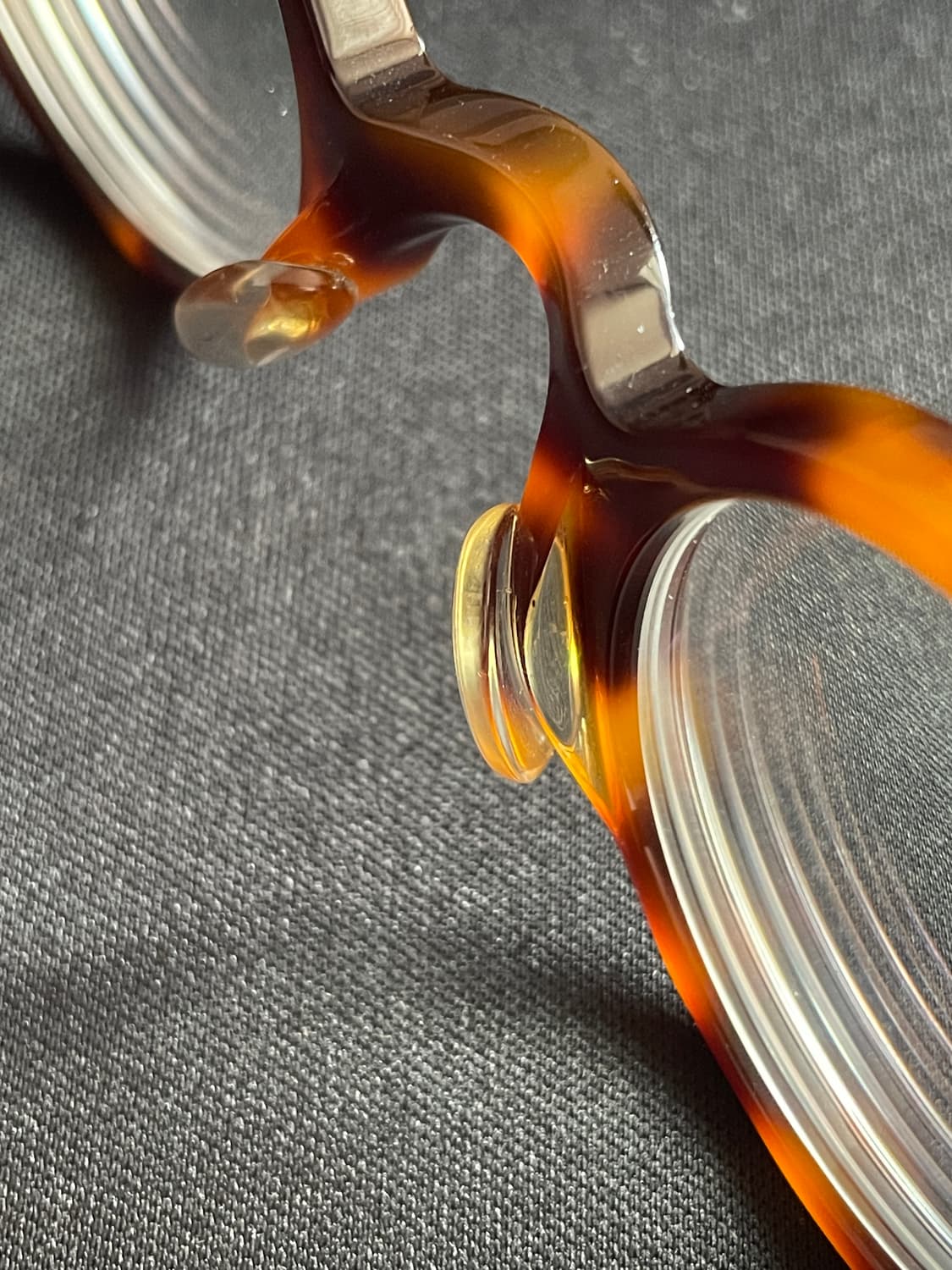 모스콧 졸맨 엠버 톨토이즈 안경테 상품이미지3