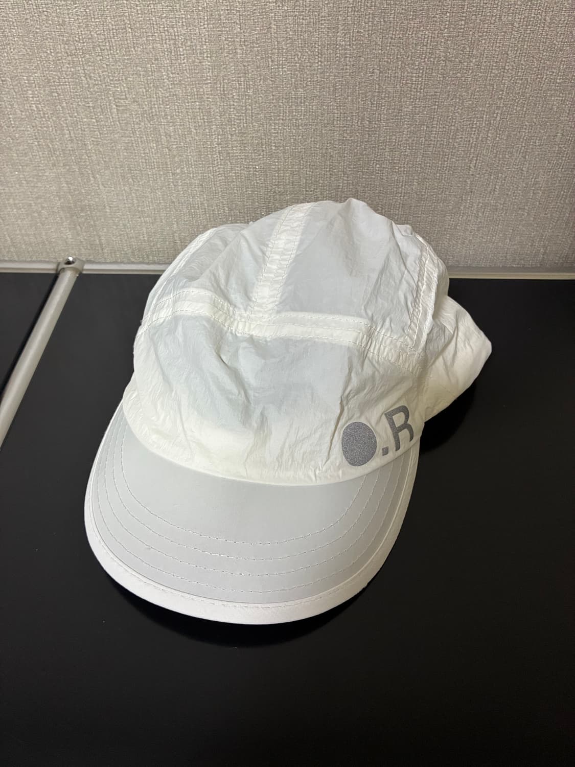 Optimistic Runners 화이트볼캡 상품이미지1