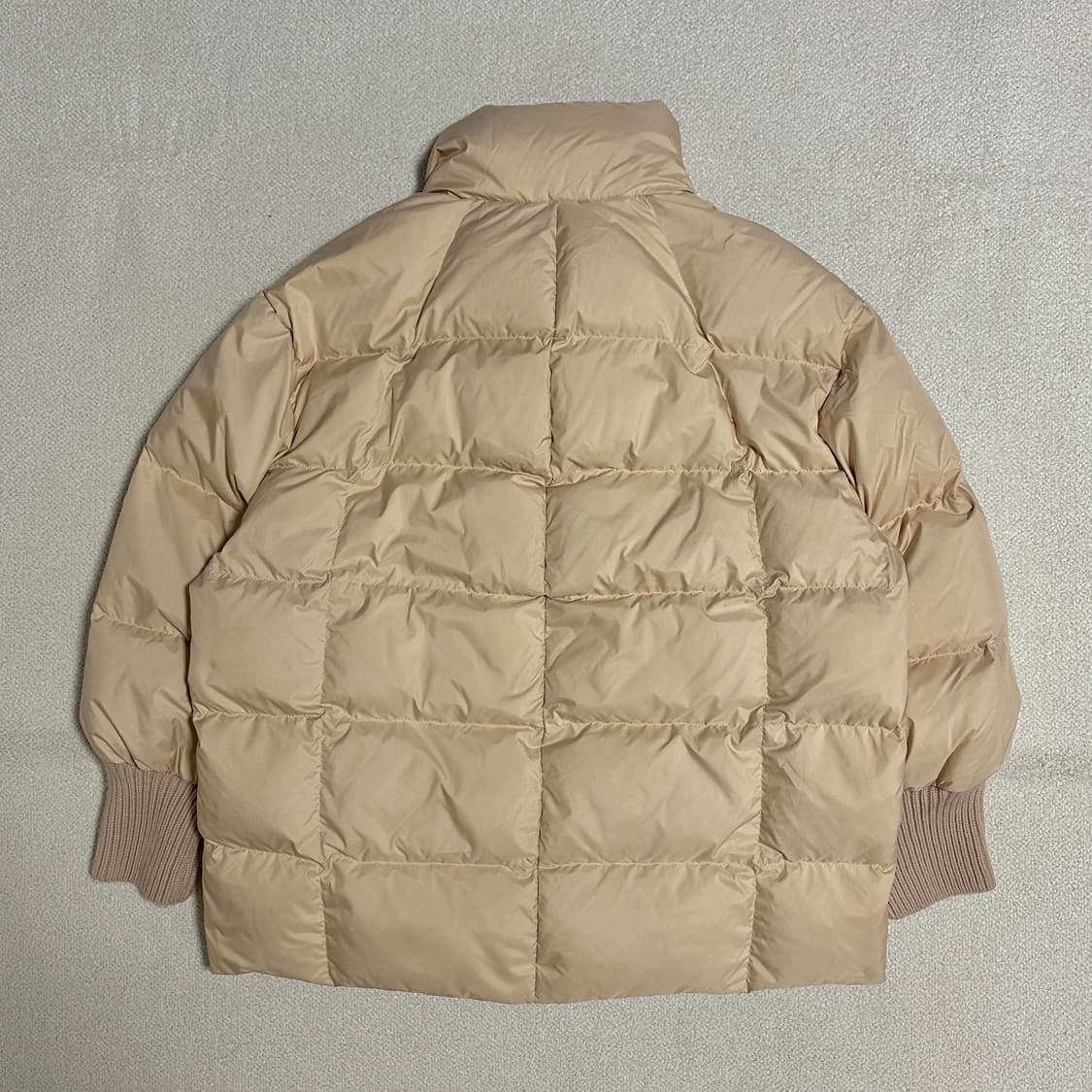 오즈세컨 퍼 칼라 구스다운 점퍼 상품이미지3