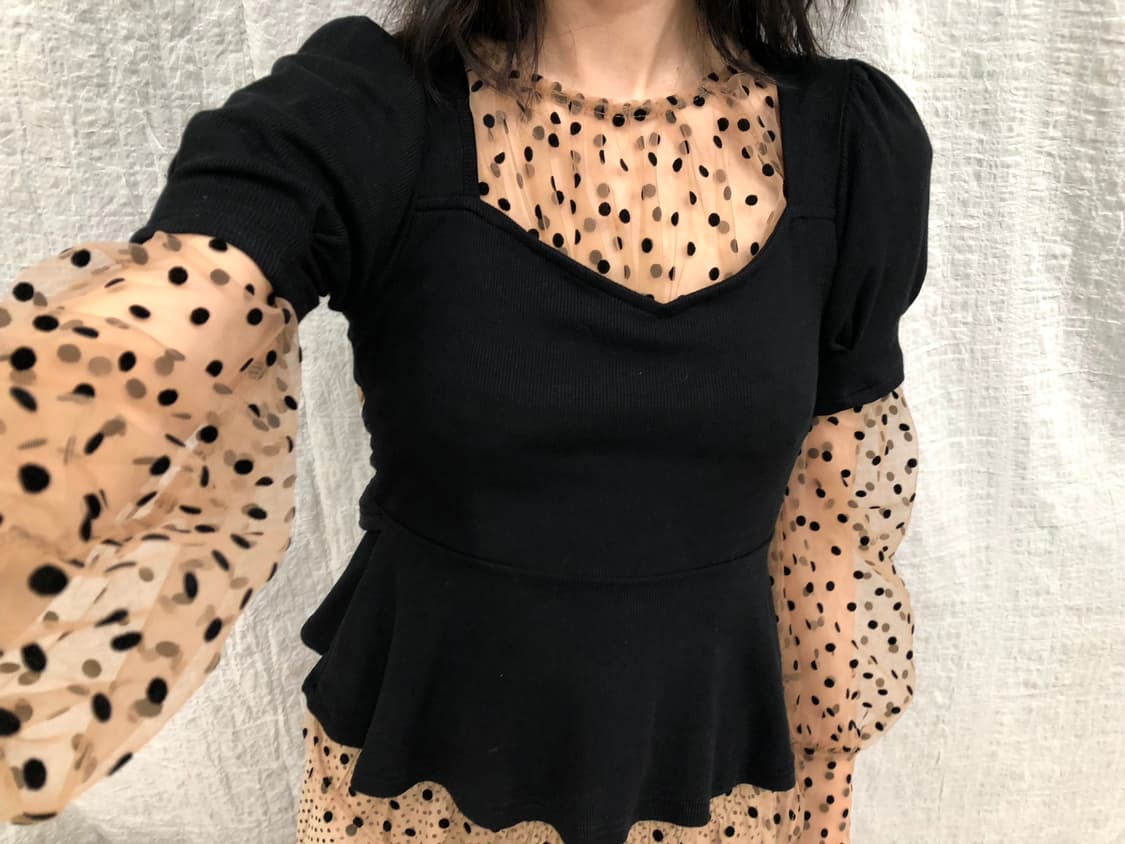 Ribbon hole top 상품이미지2