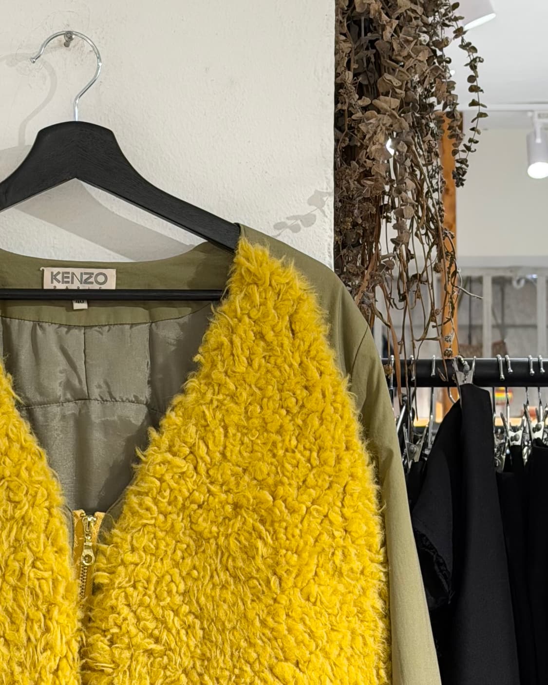 겐조 카키 옐로우 부클레 디테일 브이넥 자켓 상품이미지3