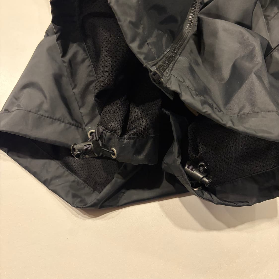 [L] 칼하트 락포드 블랙 후드 바람막이 자켓 C646 상품이미지7