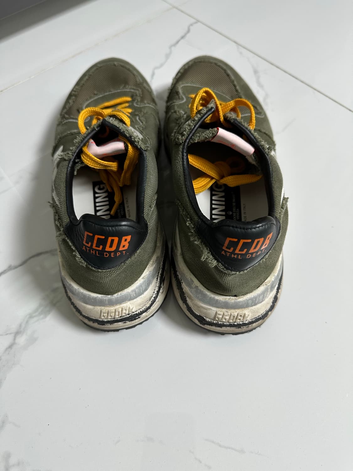 골든구스 러닝 스니커즈 카키 42사이즈 상품이미지4
