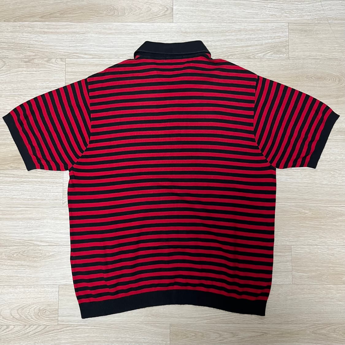 [L] 슈프림 18ss 스트라이프 니트 폴로 블랙/레드 상품이미지8