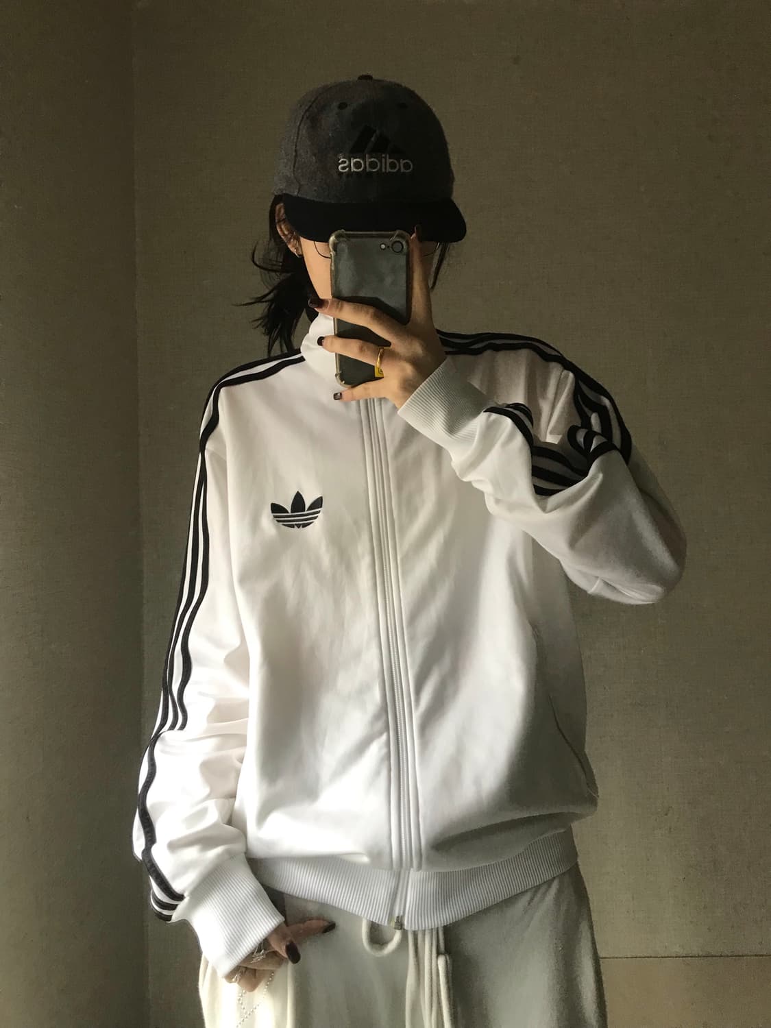 아디다스 흰검 구파이어버드 져지 상품이미지1