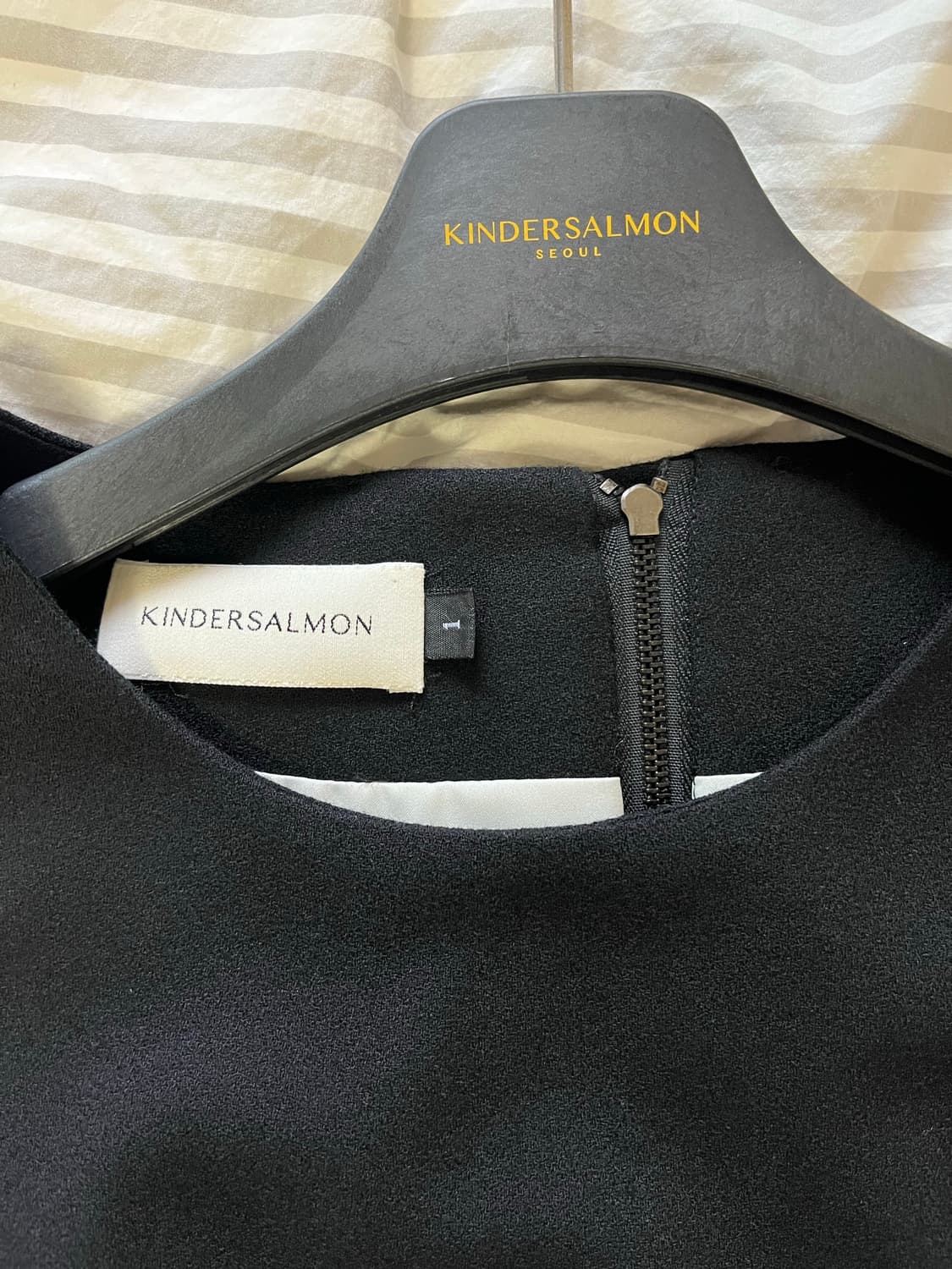 Kindersalmon black mini dress(1) 상품이미지3